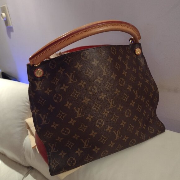 🌹 Beautiful Louis Vuitton Gaia in Monogram & Cerise - Picture 2 of 14